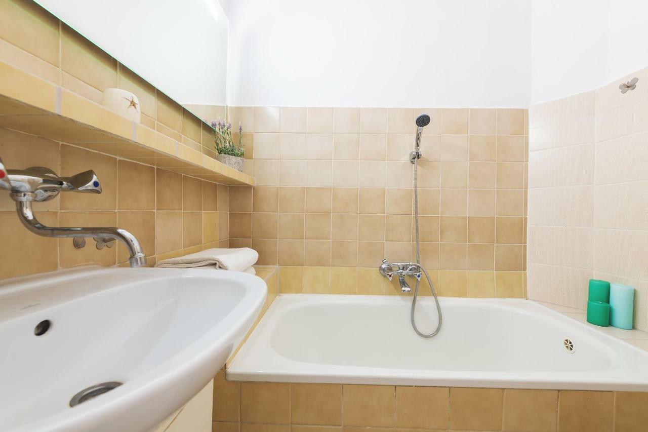 P&O Apartments Plac Zbawiciela Warsaw Ngoại thất bức ảnh