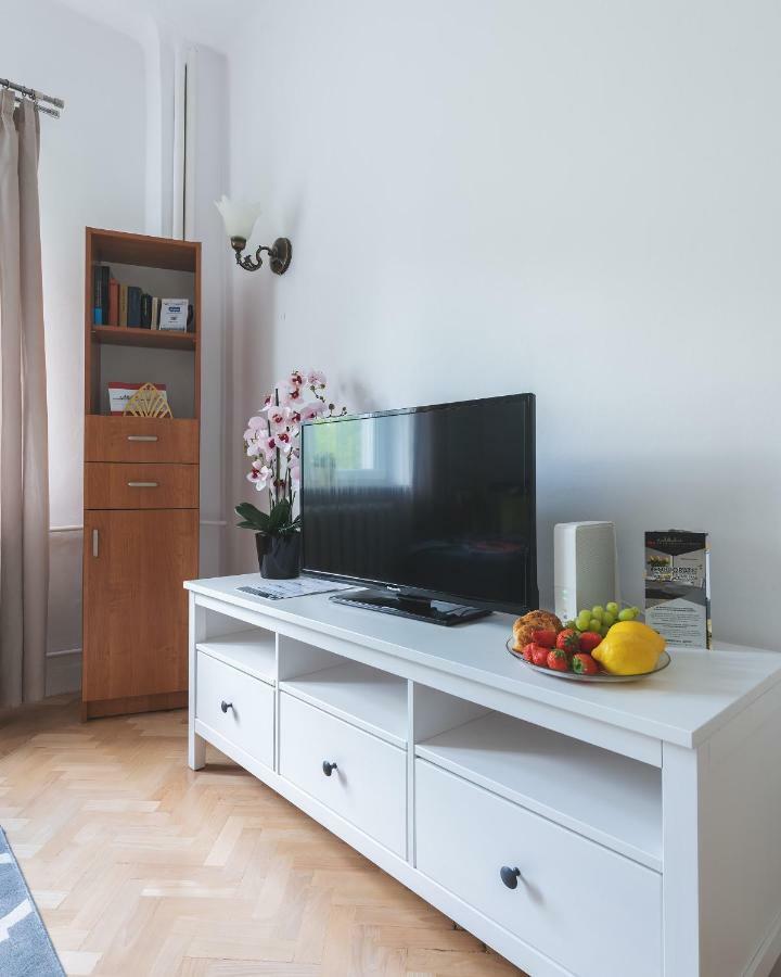 P&O Apartments Plac Zbawiciela Warsaw Ngoại thất bức ảnh